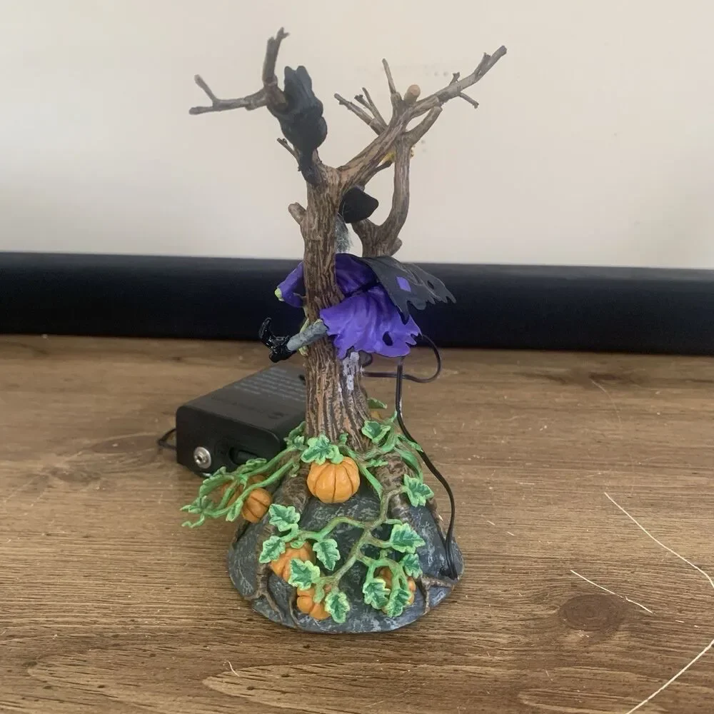 Dept 56 Village Accessories Witch Crash 56.53056 Head Doesn’t Spin Parts Only